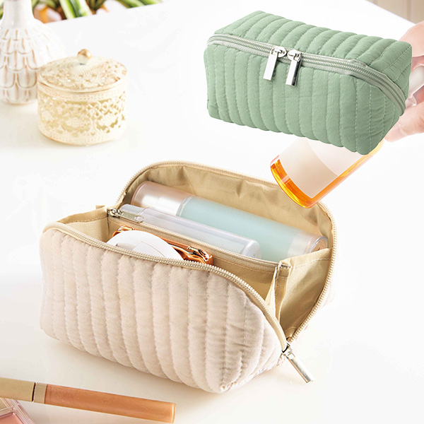 エルジール 大きく開いてたっぷり入るポーチ