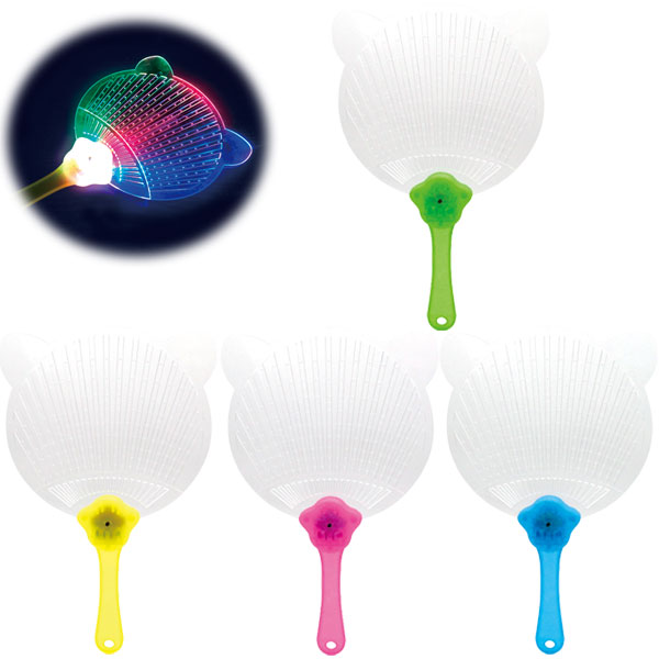 光るピカピカねこちゃんうちわ