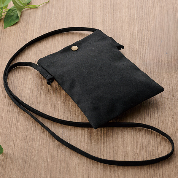 カラモ コットンスマホサコッシュ ブラック