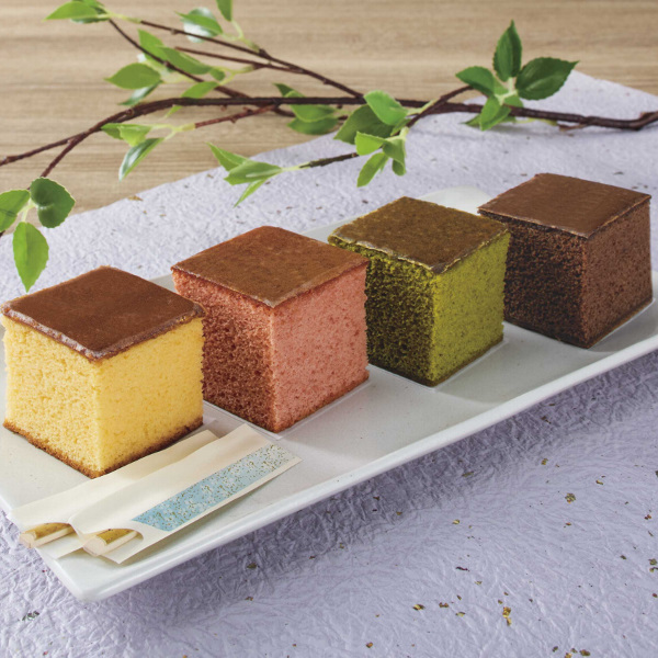 キューブカステラ「おまん」 キューブカステラ「おまん」