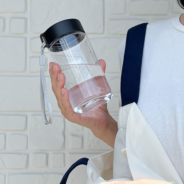 飲み口の大きなクリアボトル 飲み口の大きなクリアボトル