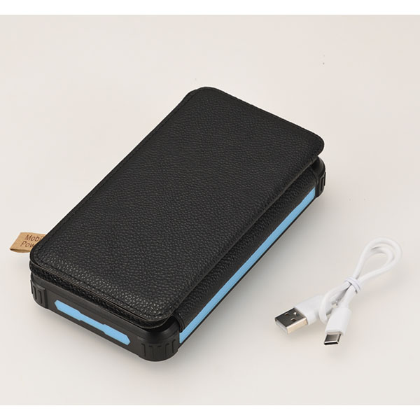 4連ソーラー&USBパワーチャージャー 4連ソーラー&USBパワーチャージャー